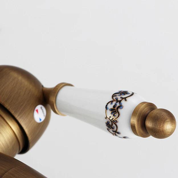 Robinet cuisine évier antique avec céramique fleur vintage - Doré