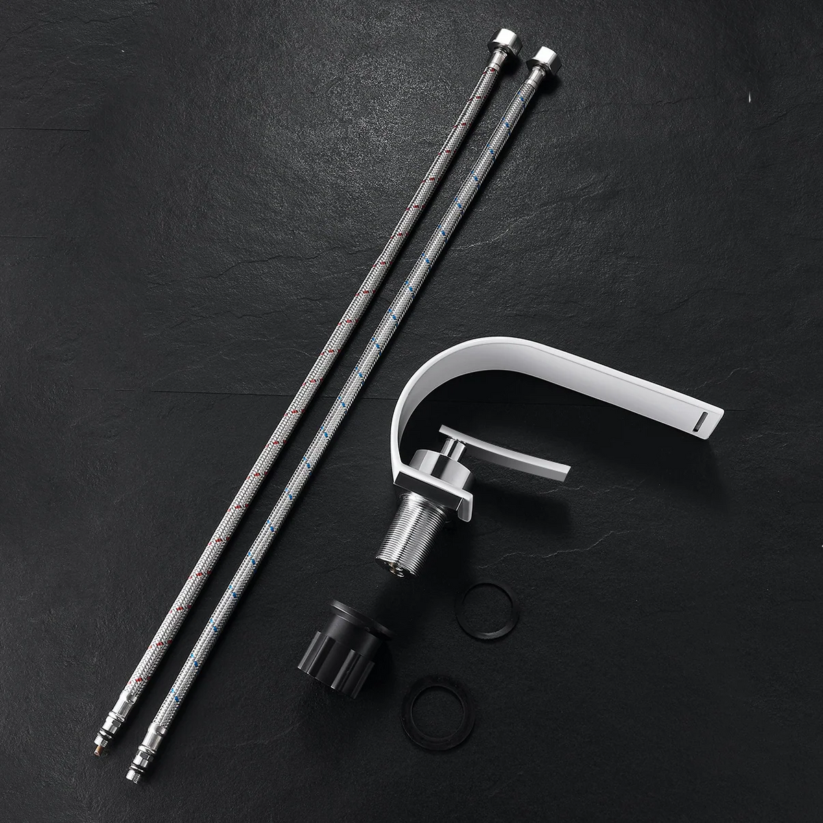 Robinet lavabo salle de bain plat incurvé - Argenté