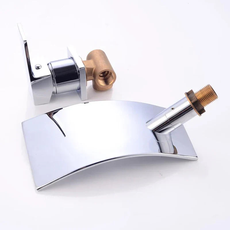 Robinet encastrable mural bec cascade - Argenté - Laiton