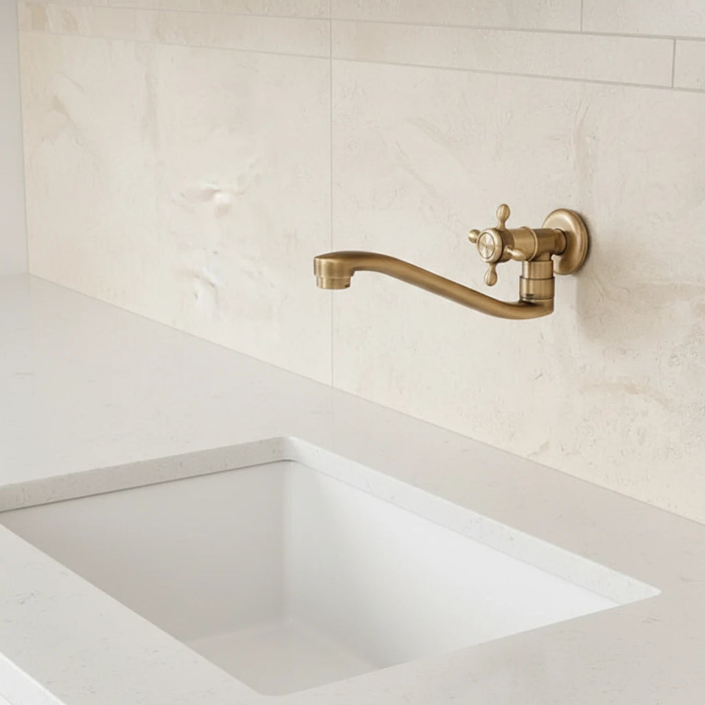 Robinet évier cuisine eau froide pivotant rétro - Doré - Laiton