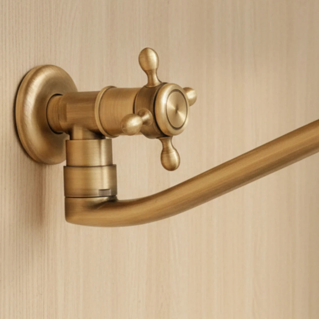 Robinet évier cuisine eau froide pivotant rétro - Doré - Laiton