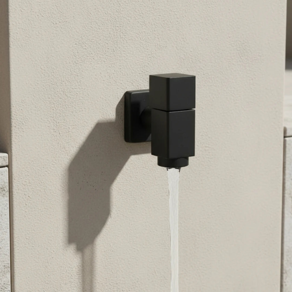 Robinet extérieur de jardin moderne cubique mural - Noir - Laiton