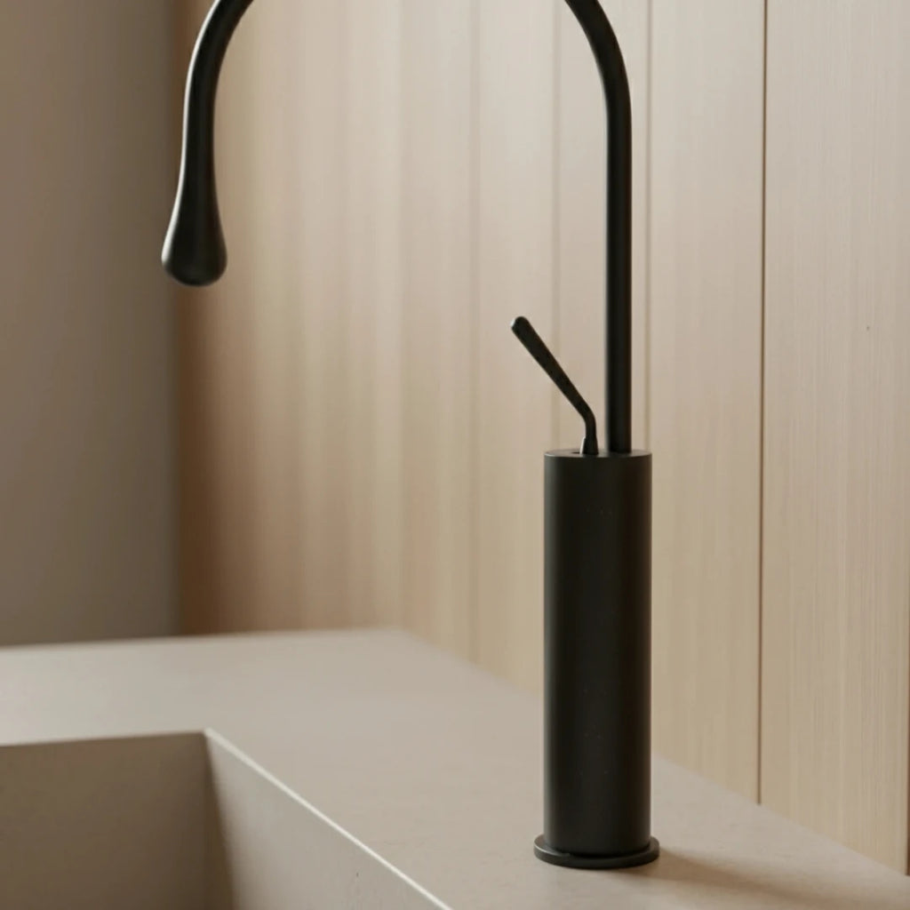 Robinet salle de bain lavabo design arrondi goutte - Noir - Laiton