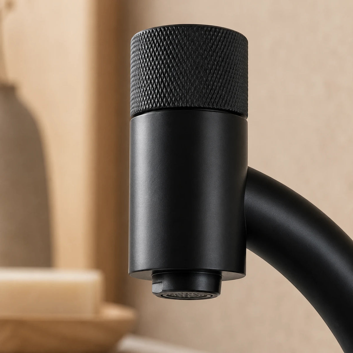Robinet salle de bain lavabo minimaliste - Noir - Laiton