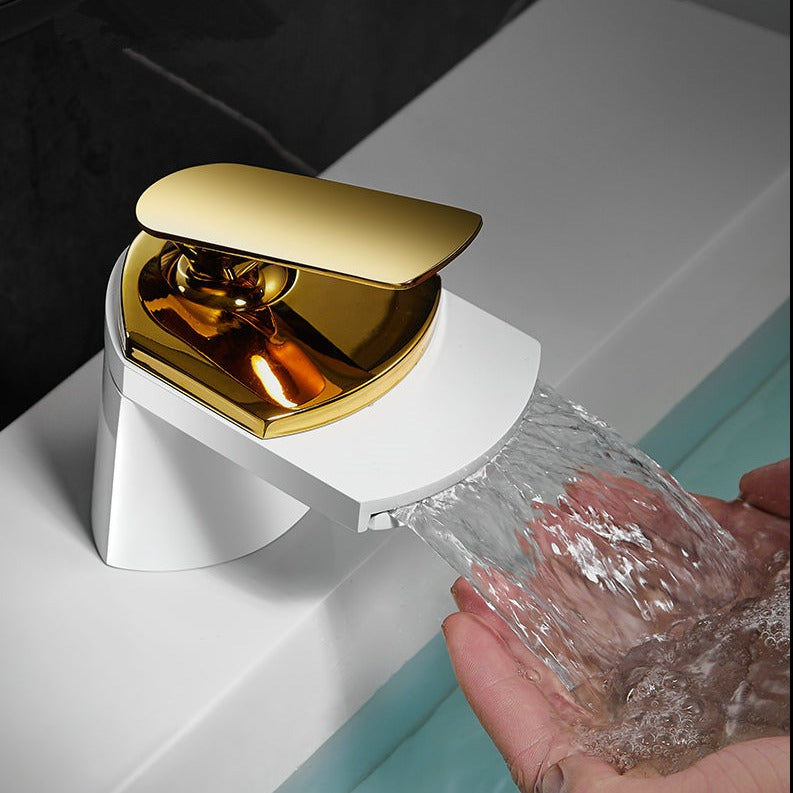 Robinet lavabo salle de bain large design cascade - Blanc / Doré
