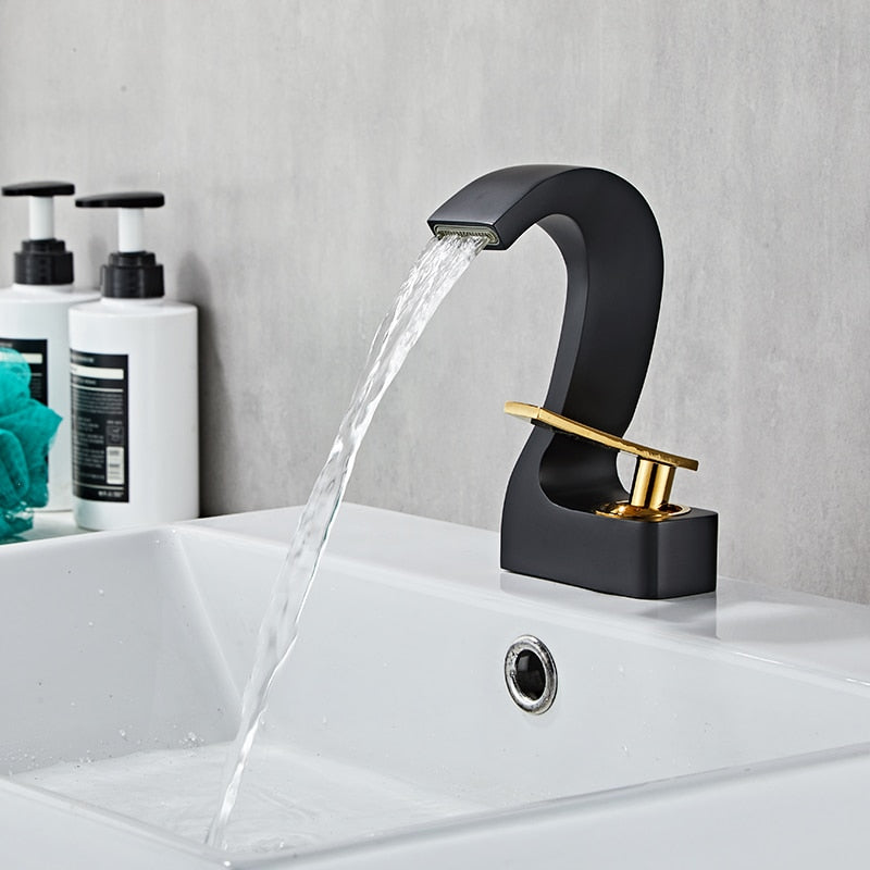 Robinet lavabo salle de bain cygne design - Noir