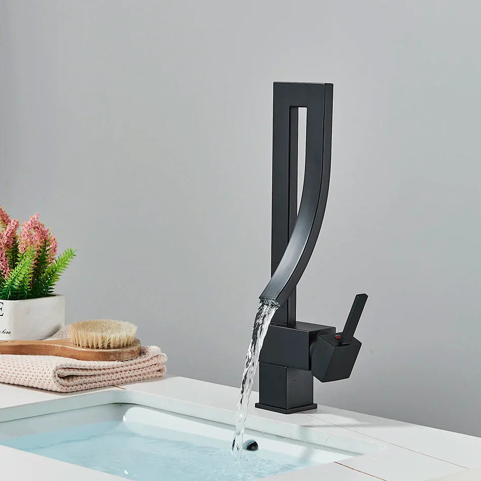 Robinet lavabo salle de bain haut design - Noir - Laiton