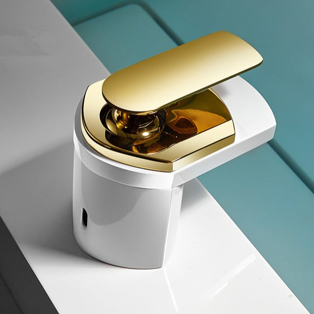 Robinet lavabo salle de bain large design cascade - Blanc / Doré