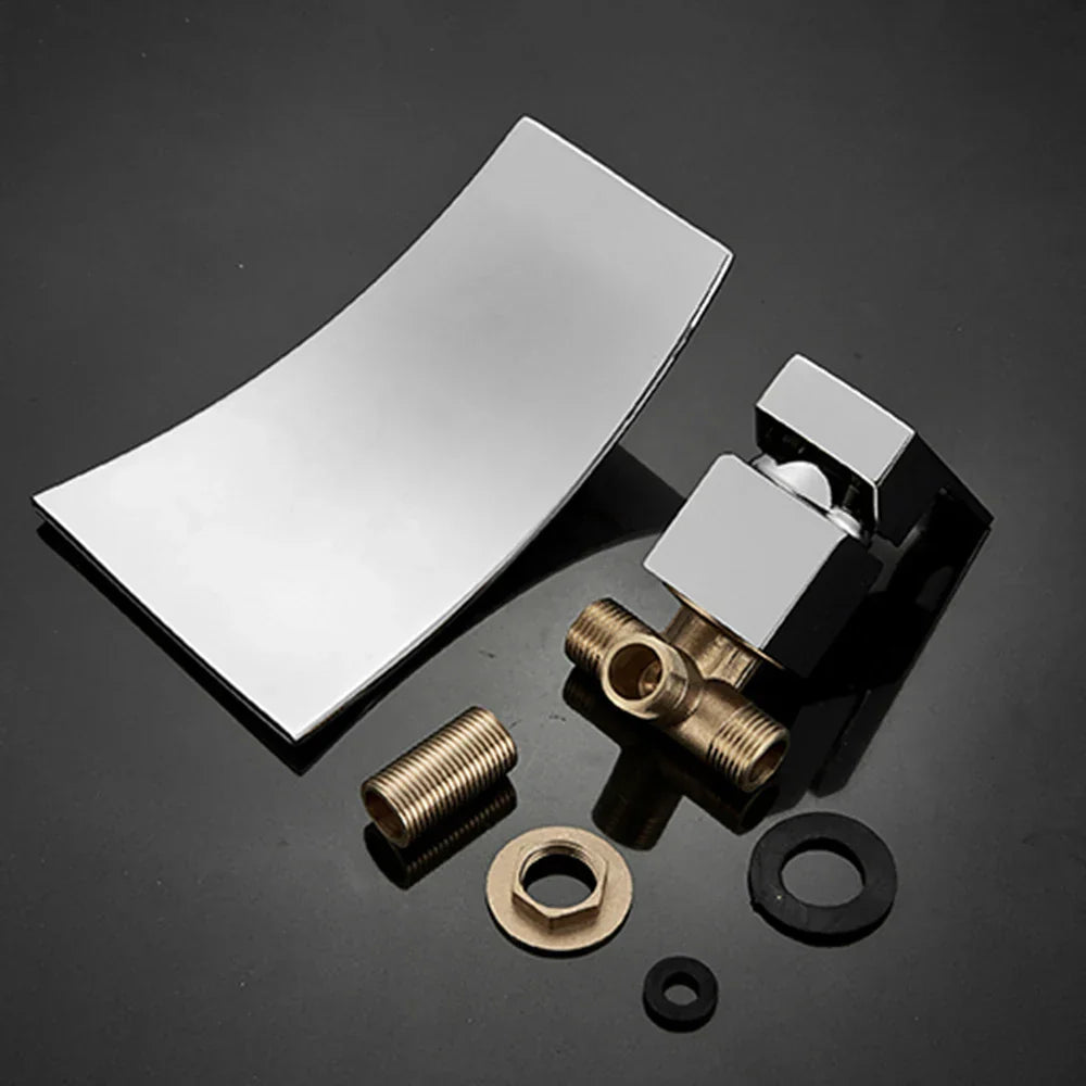 Robinet encastrable mural bec cascade - Argenté - Laiton