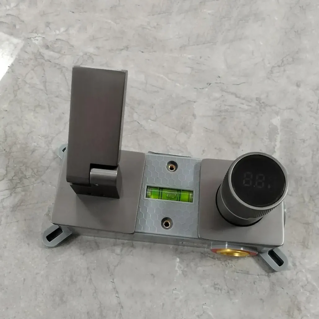 Robinet salle de bain lavabo mural encastrable pivotant - Argenté - Laiton