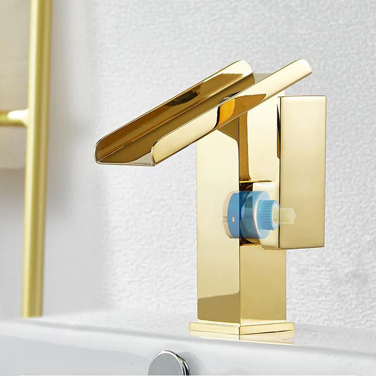 Robinet lavabo salle de bain design rectangulaire cascade - Doré - Laiton