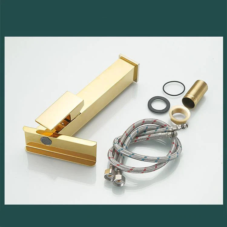 Robinet lavabo salle de bain design rectangulaire cascade - Doré - Laiton